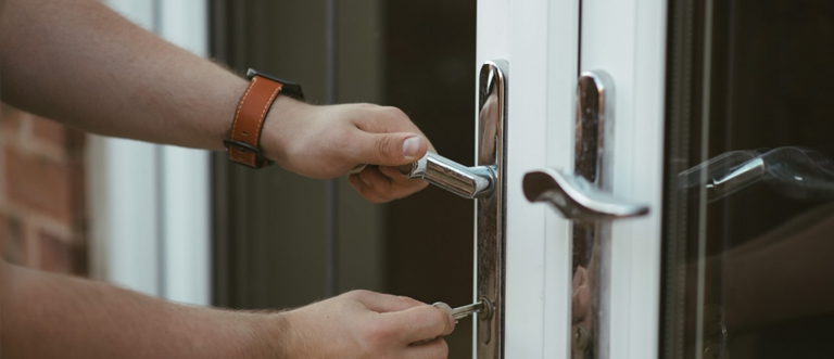 24 hour key locksmith Tustin